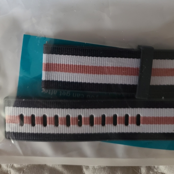 Fitbit sporty wristband, large, navy blue, pink & white - Picture 2 of 3